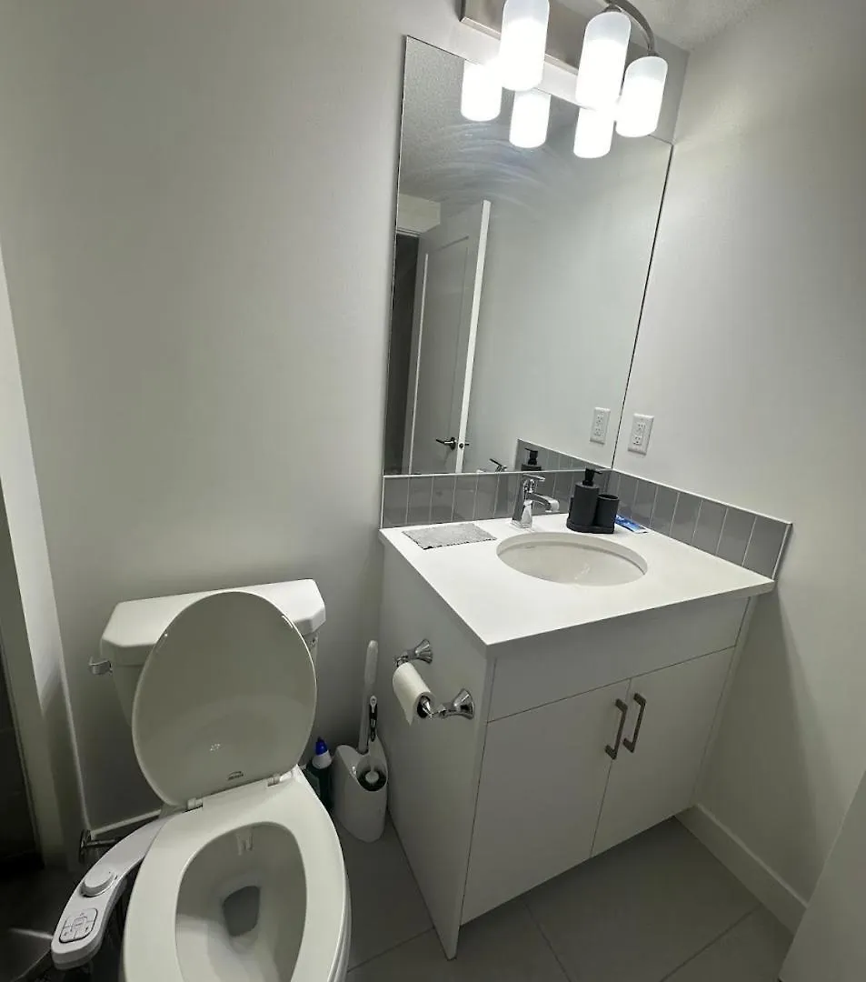Spacious 2 Bedroom & Kitchen Basement Apartment Near Airport Calgary